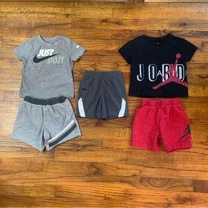 Baby Toddler Boy Outfits Bundle
3 Shorts & 2 SS Shirts 
Size 2T / 24 Months 
5 I